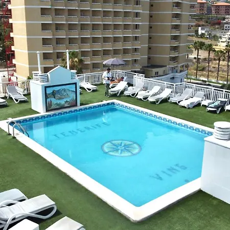 High Floor Studio, Wifi, A Few Meters From The Beach In アパート