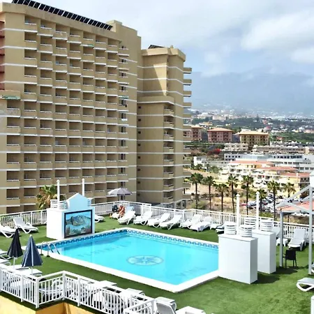 Apartment High Floor Studio, Wifi, A Few Meters From The Beach In