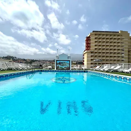 High Floor Studio, Wifi, A Few Meters From The Beach In * Puerto de la Cruz (Tenerife)