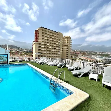 High Floor Studio, Wifi, A Few Meters From The Beach In Apartment Puerto de la Cruz (Tenerife)