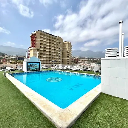 High Floor Studio, Wifi, A Few Meters From The Beach In Διαμέρισμα