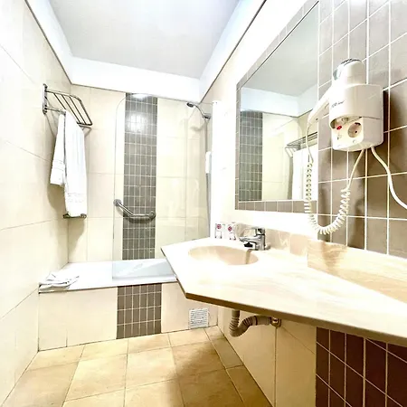 High Floor Studio, Wifi, A Few Meters From The Beach In Apartment Puerto de la Cruz (Tenerife)