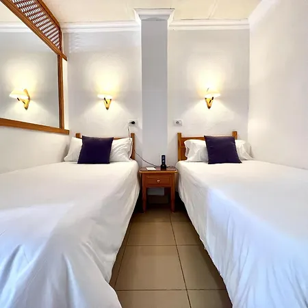 アパート High Floor Studio, Wifi, A Few Meters From The Beach In *