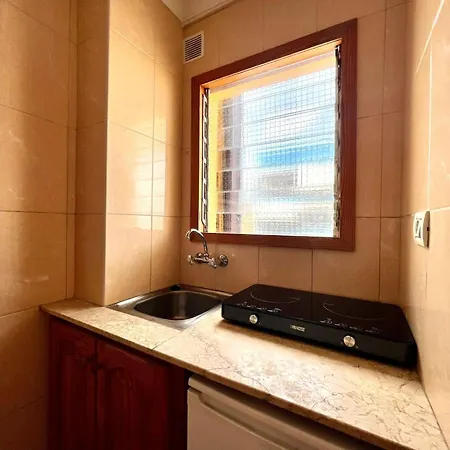 Apartment High Floor Studio, Wifi, A Few Meters From The Beach In