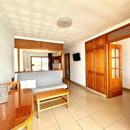 High Floor Studio, Wifi, A Few Meters From The Beach In アパート プエルト・デ・ラ・クルス